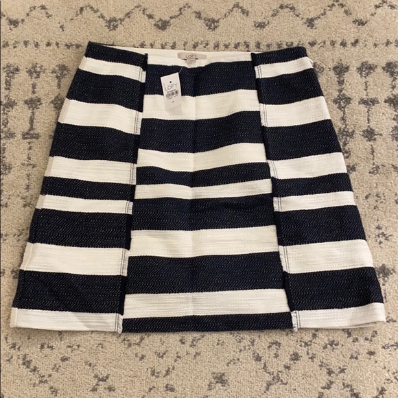 LOFT Dresses & Skirts - NWT LOFT Navy & White Skirt